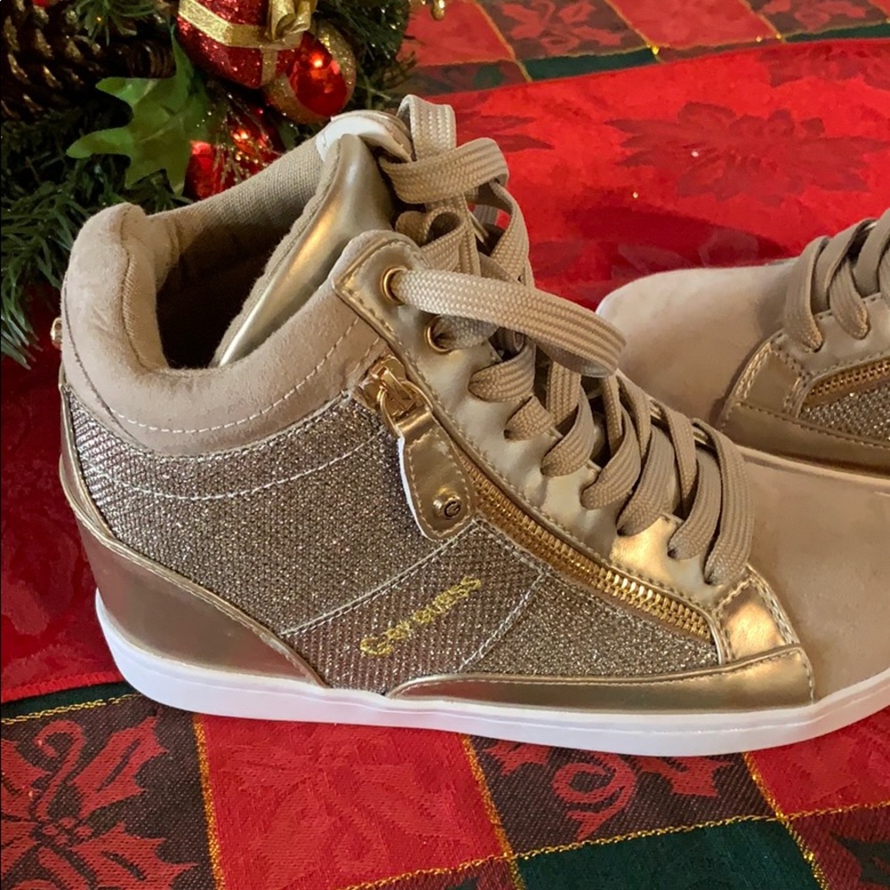Brand new Guess sneakers - Picture 4 of 6